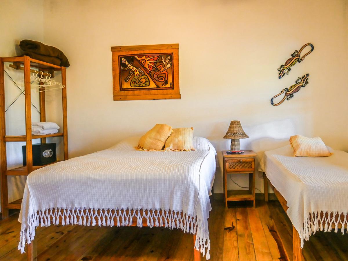 Hotel Posada Las Orquideas,West End Extérieur photo