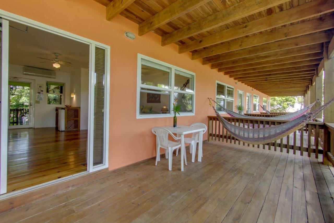 Hotel Posada Las Orquideas,West End Extérieur photo
