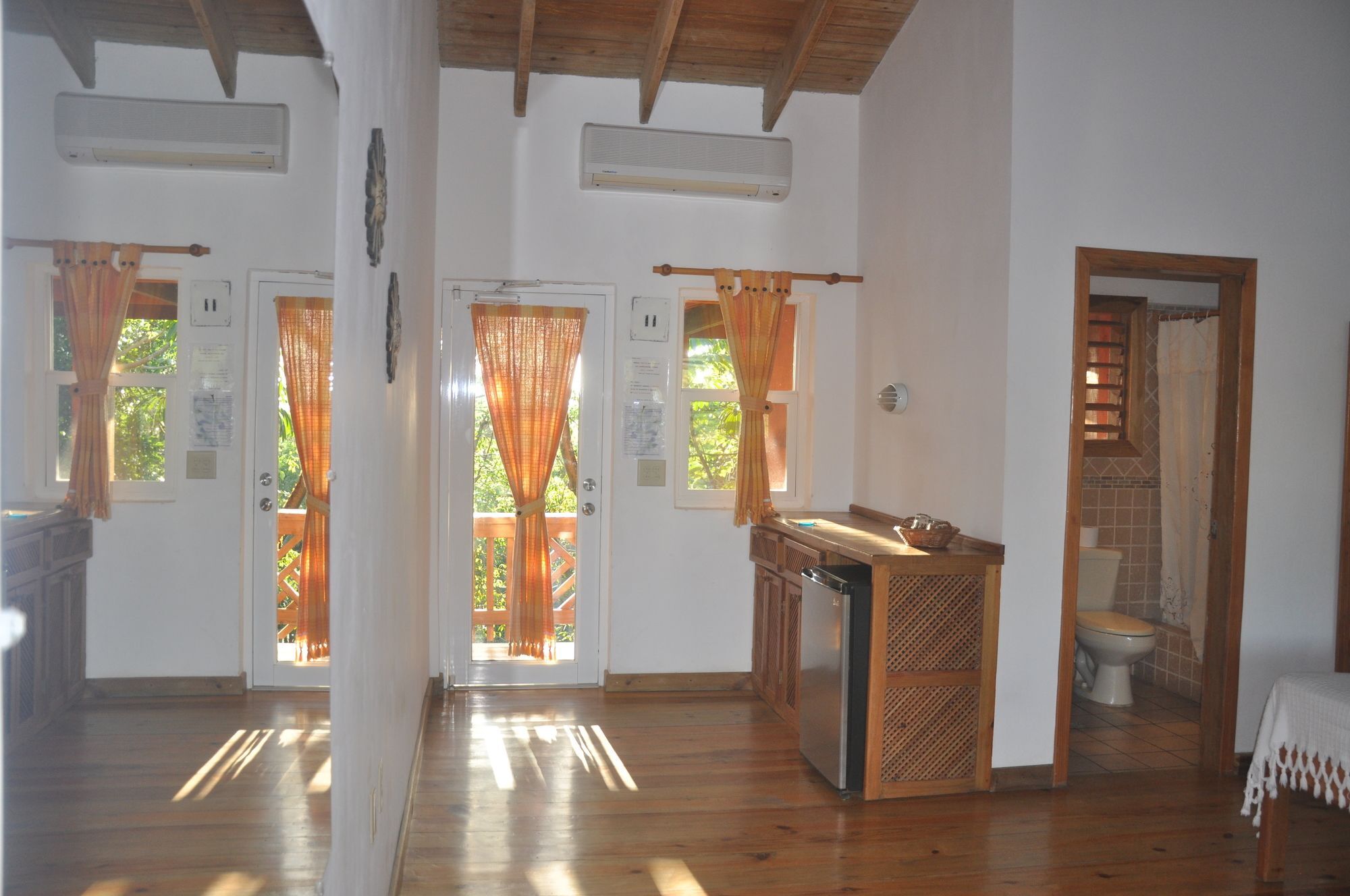 Hotel Posada Las Orquideas,West End Extérieur photo